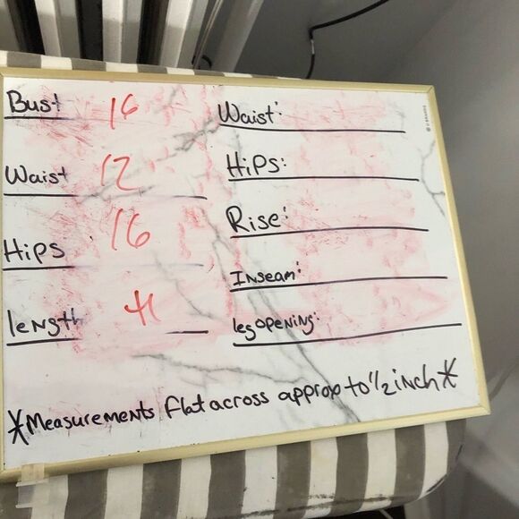 Velvet torch sleeveless red furry sweater dress - Picture 11 of 11